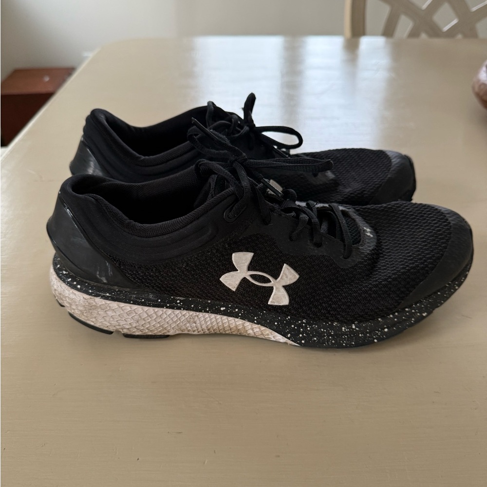 Under Armour Black Running Shoes